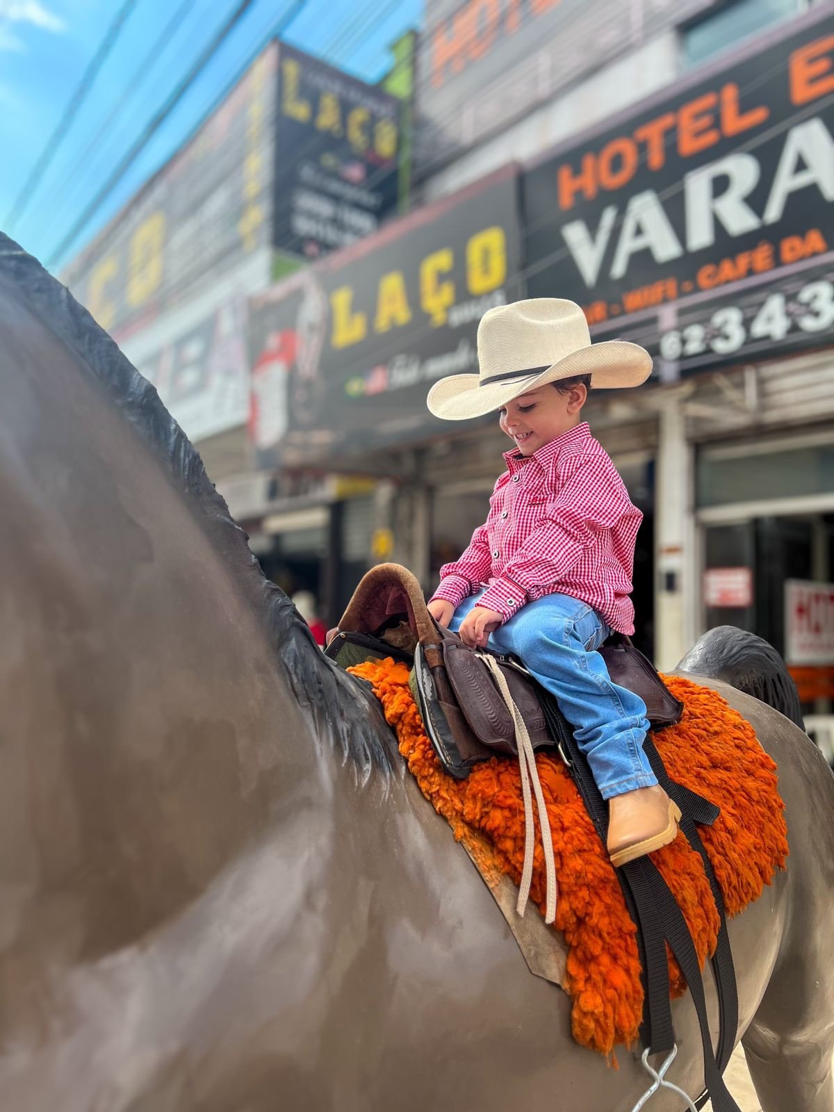 Coleção Looks Infantis – O Visual Completo do Pequeno Cowboy - foto 4