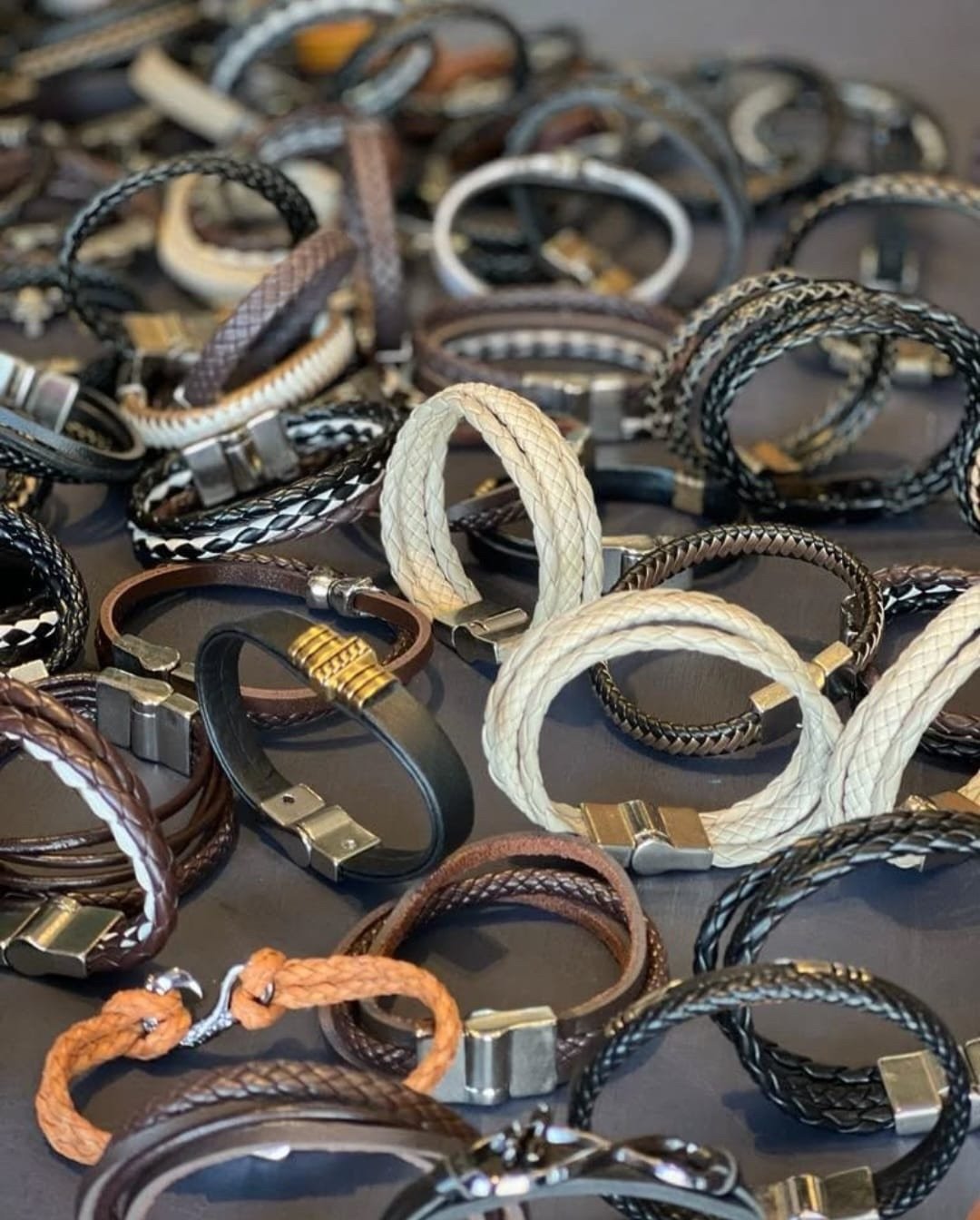 Coleção de Pulseiras – Atitude e Identidade no Pulso - foto 3
