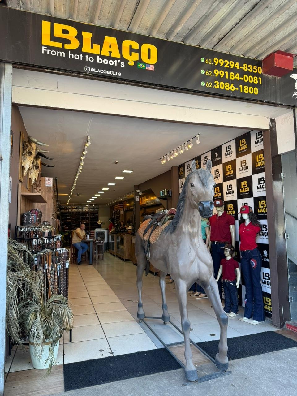 Fachada da loja LB Laço Bulls